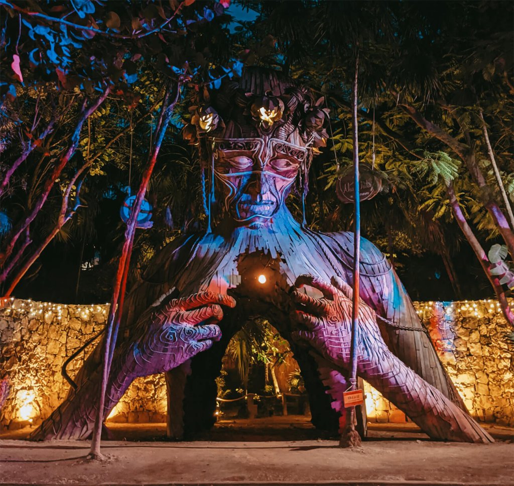 Ahau Tulum statue